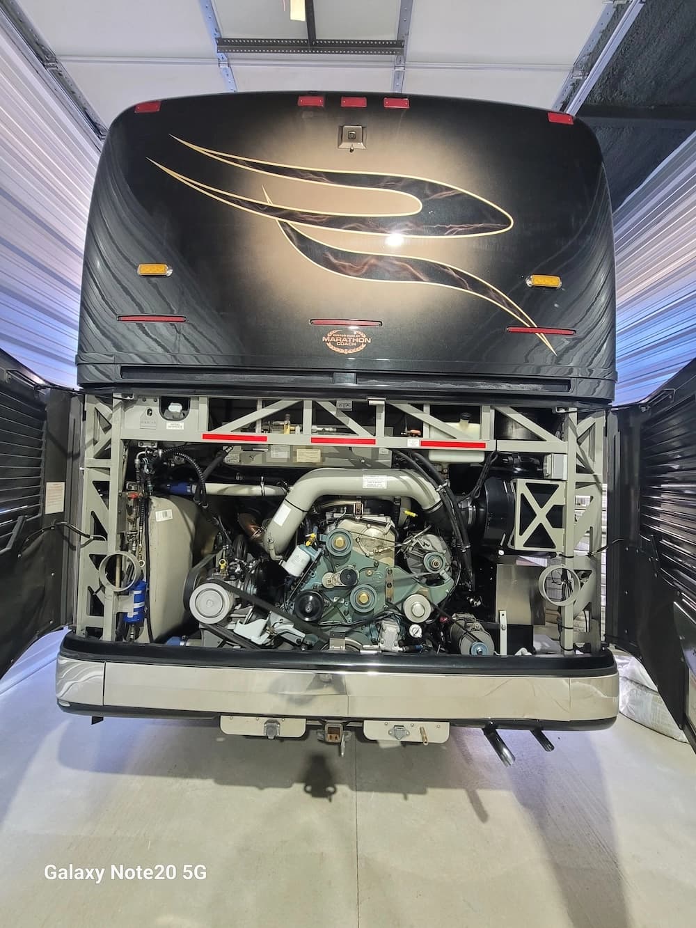 2005 Prevost Marathon XLII Coach - Thumbnail 13 2005 Prevost Marathon XLII Coach - Thumbnail 13