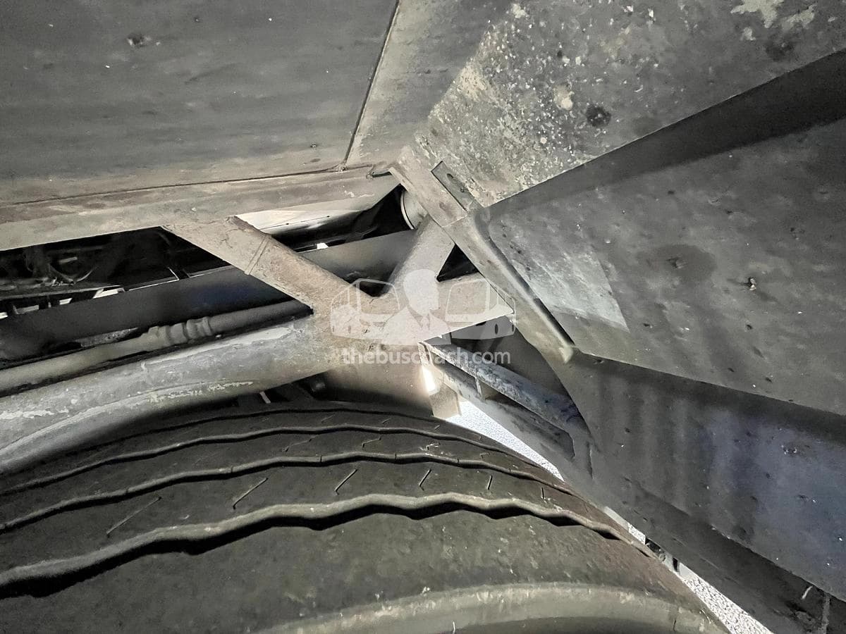 2006 Prevost H3-45 - Thumbnail 11 2006 Prevost H3-45 - Thumbnail 11