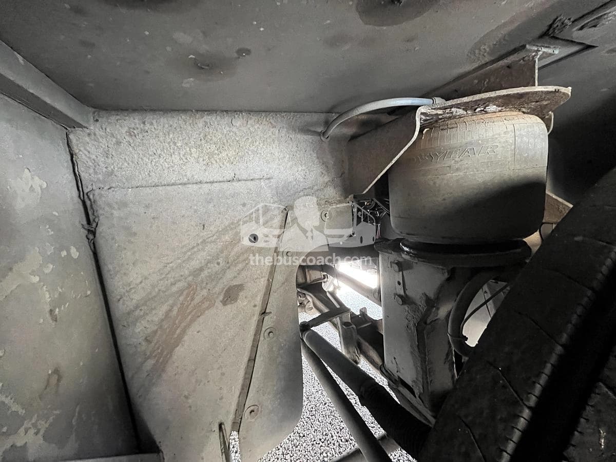 2006 Prevost H3-45 - Thumbnail 12 2006 Prevost H3-45 - Thumbnail 12