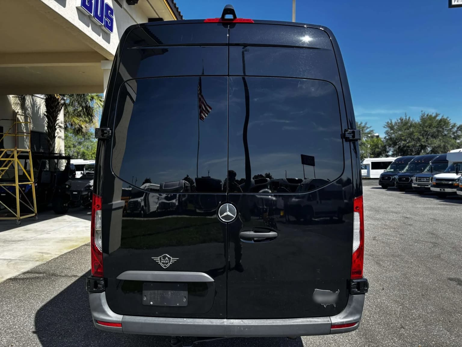 2023 Sprinter 3500 LA West Shuttle - Thumbnail 10 2023 Sprinter 3500 LA West Shuttle - Thumbnail 10