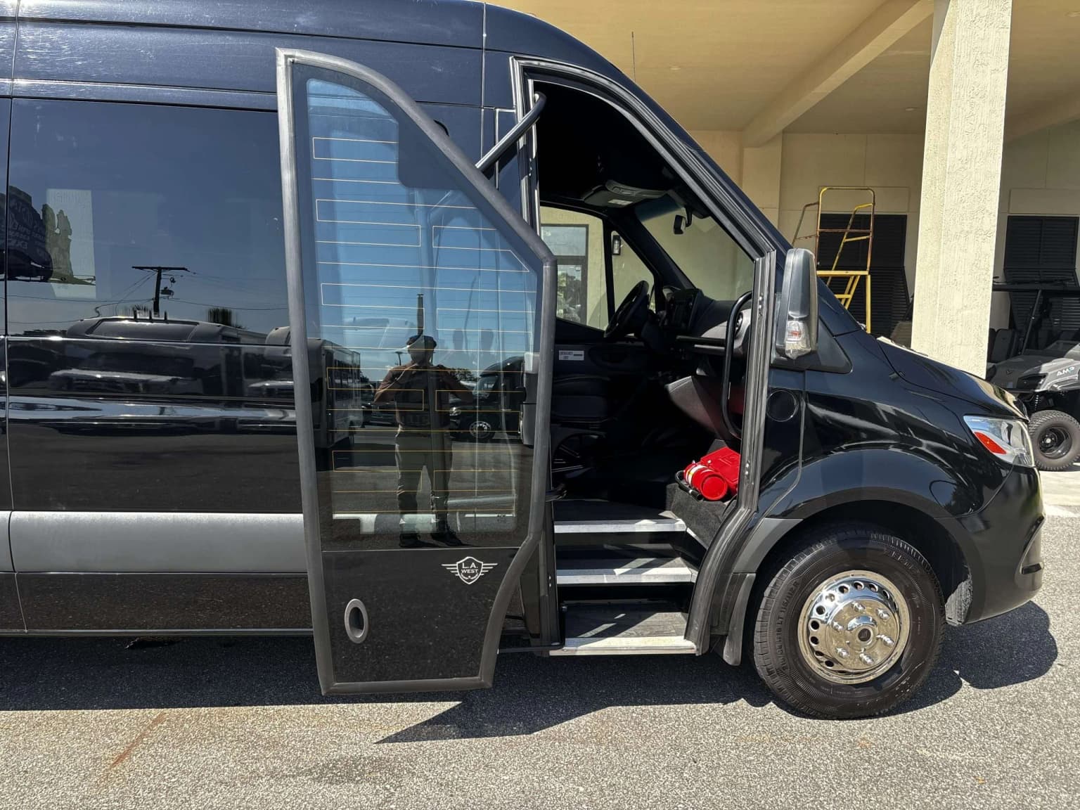 2023 Sprinter 3500 LA West Shuttle - Thumbnail 3 2023 Sprinter 3500 LA West Shuttle - Thumbnail 3