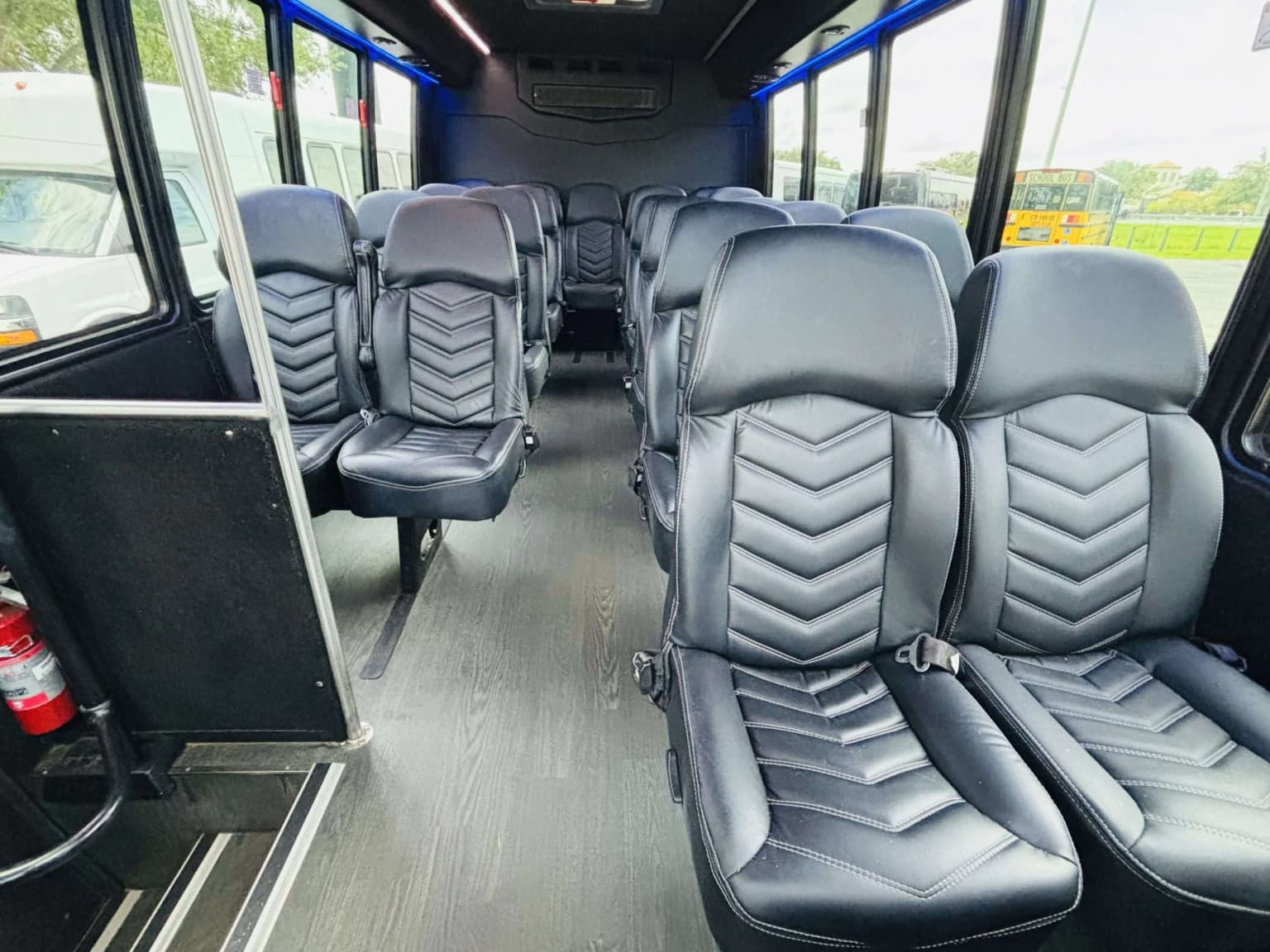 2017 Ford E-450 Grech GM28 - Thumbnail 3 2017 Ford E-450 Grech GM28 - Thumbnail 3