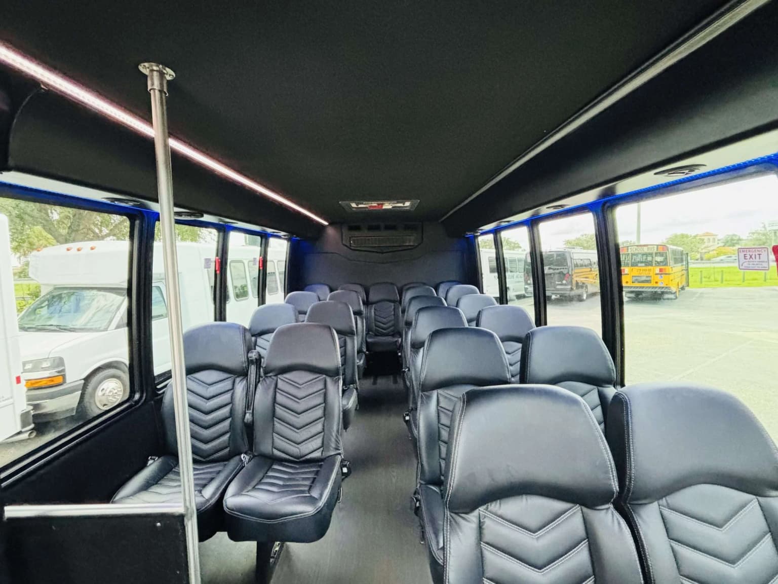 2017 Ford E-450 Grech GM28 - Thumbnail 4 2017 Ford E-450 Grech GM28 - Thumbnail 4