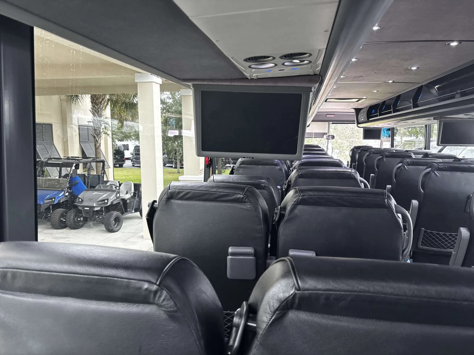 2016 Van Hool CX35 Coach - Thumbnail 11 2016 Van Hool CX35 Coach - Thumbnail 11