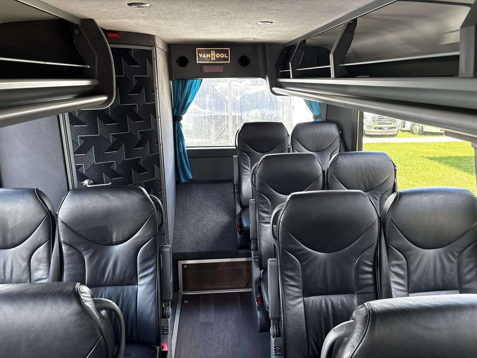 2016 Van Hool CX35 Coach - Thumbnail 9 2016 Van Hool CX35 Coach - Thumbnail 9