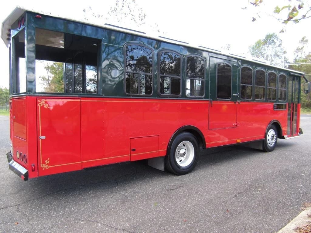 2010 Hometown Trolley ADA - Thumbnail 3 2010 Hometown Trolley ADA - Thumbnail 3