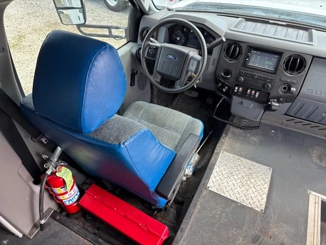 2016 Ford F550 Super Duty Shuttle Bus - Thumbnail 18 2016 Ford F550 Super Duty Shuttle Bus - Thumbnail 18