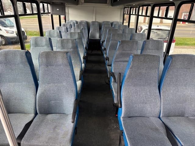 2016 Ford F550 Super Duty Shuttle Bus - Thumbnail 22 2016 Ford F550 Super Duty Shuttle Bus - Thumbnail 22