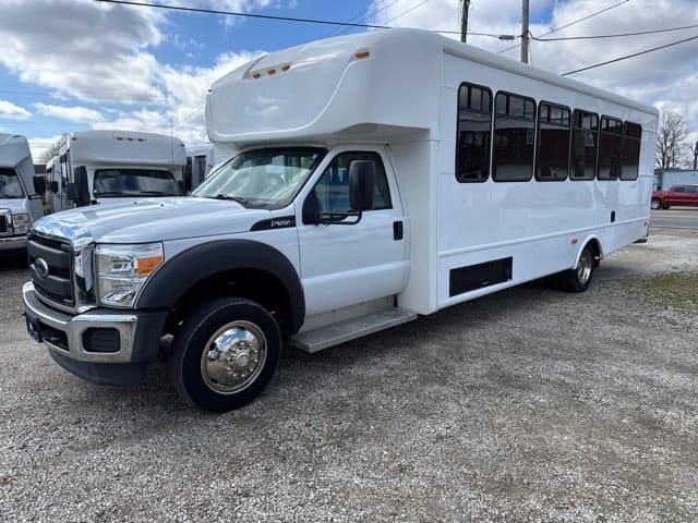 2016 Ford F550 Super Duty Shuttle Bus - Thumbnail 6 2016 Ford F550 Super Duty Shuttle Bus - Thumbnail 6