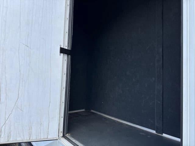 2016 Ford F550 Super Duty Shuttle Bus - Thumbnail 9 2016 Ford F550 Super Duty Shuttle Bus - Thumbnail 9