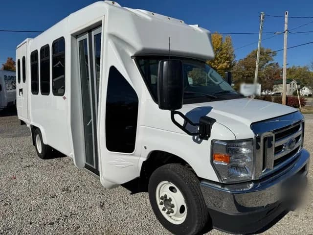 2024 Ford DIAMOND COACH bus 2024 Ford DIAMOND COACH bus