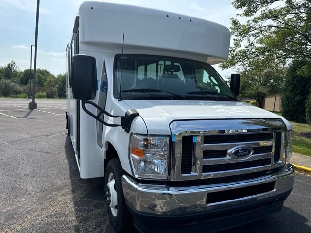 2024 Ford E350 Endera ADA Shuttle Bus - Thumbnail 4 2024 Ford E350 Endera ADA Shuttle Bus - Thumbnail 4