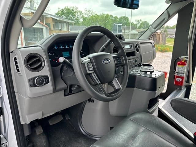 2024 Ford E350 ADA Shuttle Bus - Thumbnail 15 2024 Ford E350 ADA Shuttle Bus - Thumbnail 15