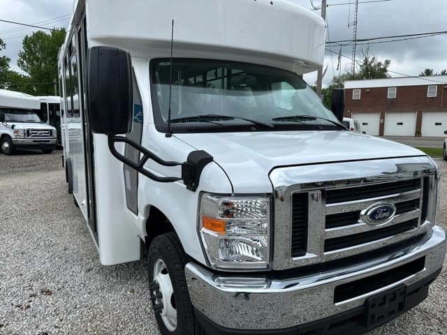 2024 Ford E350 ADA Shuttle Bus - Thumbnail 4 2024 Ford E350 ADA Shuttle Bus - Thumbnail 4
