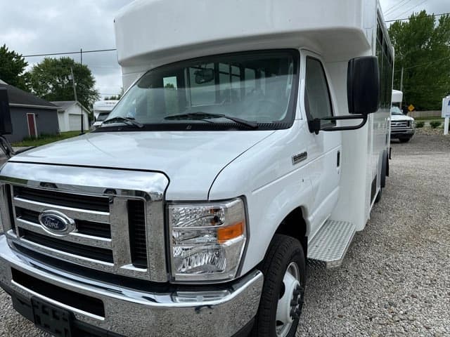 2024 Ford E350 ADA Shuttle Bus - Thumbnail 5 2024 Ford E350 ADA Shuttle Bus - Thumbnail 5