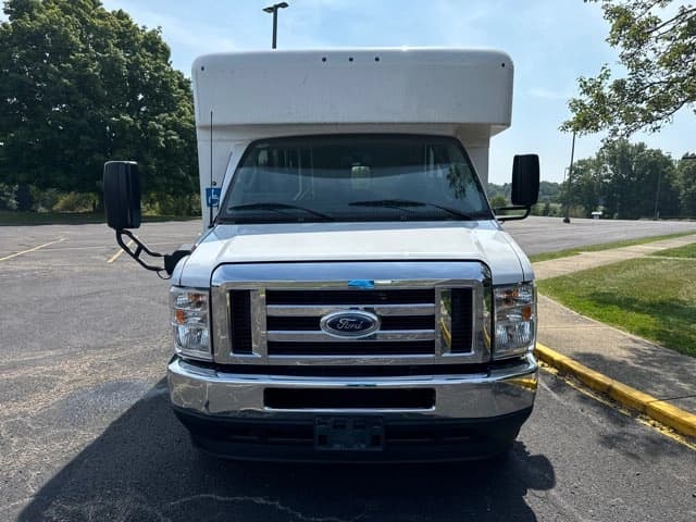 2024 Ford E450 Endera ADA Shuttle Bus - Thumbnail 3 2024 Ford E450 Endera ADA Shuttle Bus - Thumbnail 3