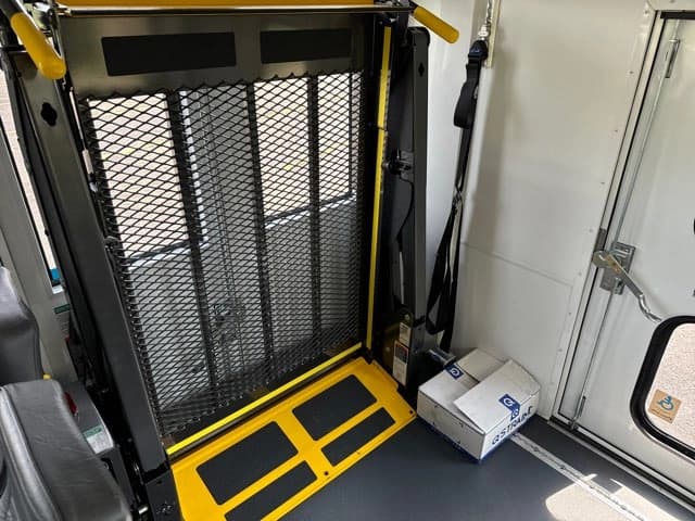 2024 Ford E450 Endera ADA Shuttle Bus - Thumbnail 23 2024 Ford E450 Endera ADA Shuttle Bus - Thumbnail 23