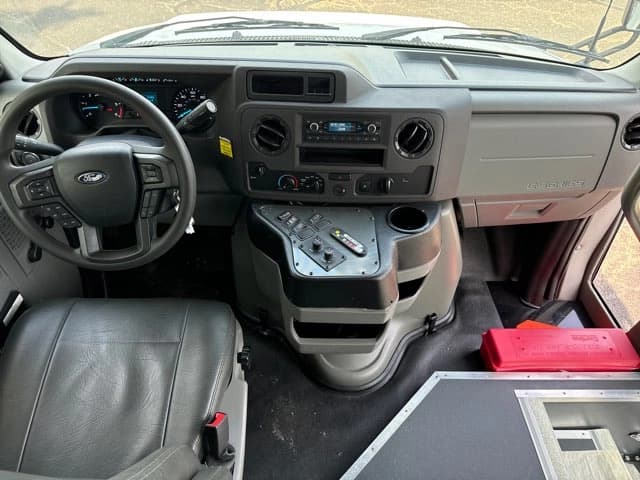 2024 Ford E450 Endera ADA Shuttle Bus - Thumbnail 28 2024 Ford E450 Endera ADA Shuttle Bus - Thumbnail 28