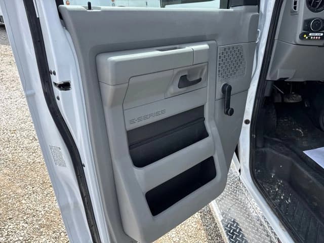 2025 Ford E350 ADA Shuttle Bus - Thumbnail 8 2025 Ford E350 ADA Shuttle Bus - Thumbnail 8