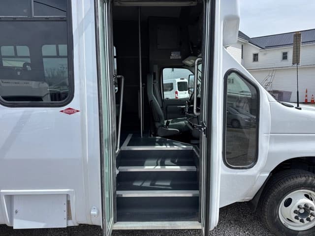 2025 Ford E350 ADA Shuttle Bus - Thumbnail 13 2025 Ford E350 ADA Shuttle Bus - Thumbnail 13