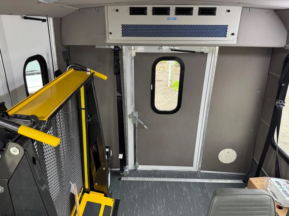 2025 Ford Transit 350 Cutaway ADA Shuttle Bus - Thumbnail 18 2025 Ford Transit 350 Cutaway ADA Shuttle Bus - Thumbnail 18