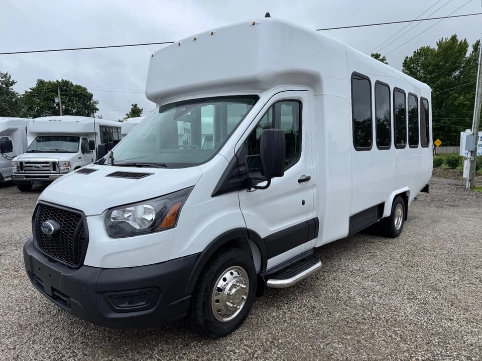 2025 Ford Transit 350 Cutaway ADA Shuttle Bus - Thumbnail 3 2025 Ford Transit 350 Cutaway ADA Shuttle Bus - Thumbnail 3