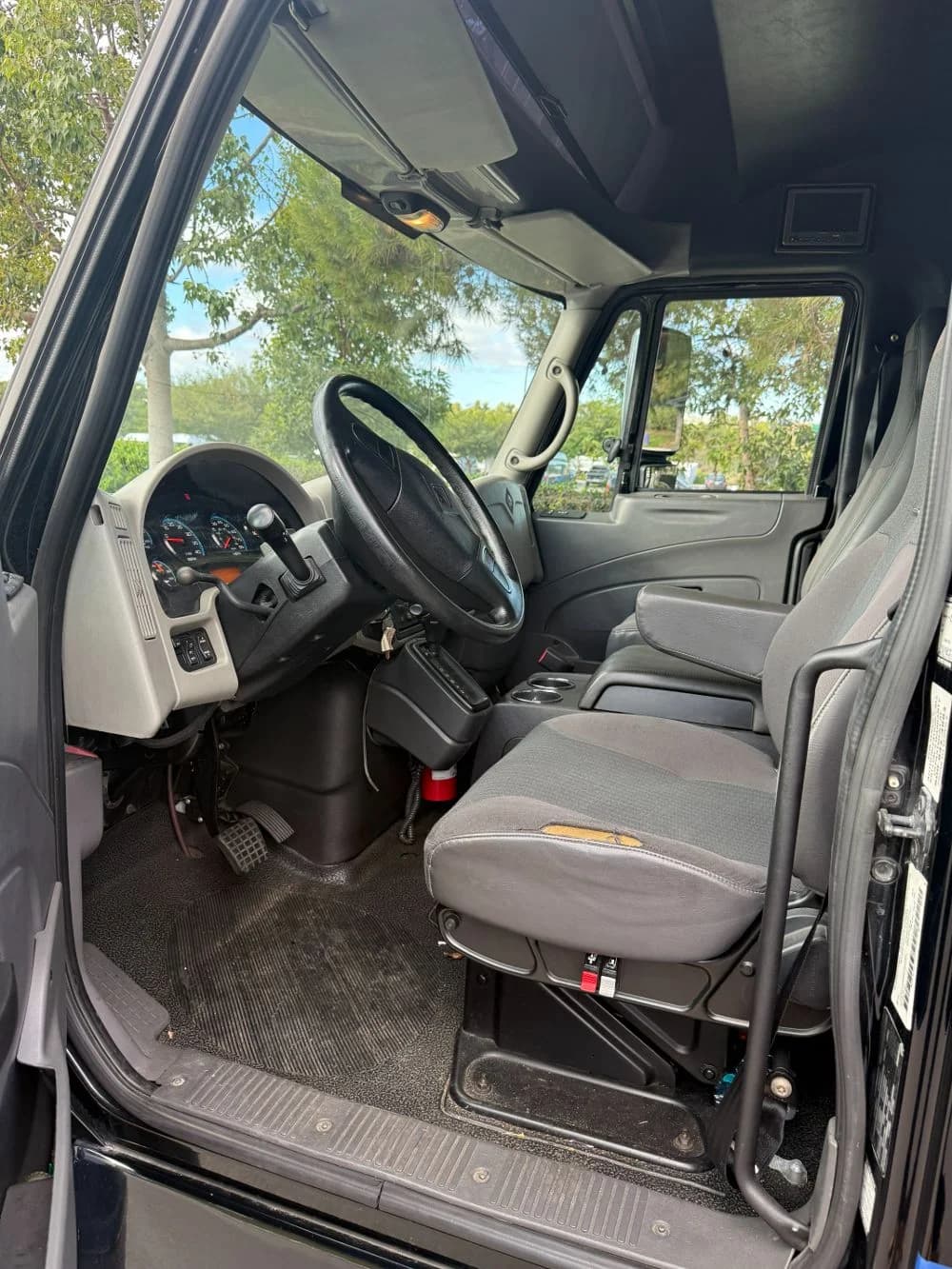 2008 KRYSTAL INTERNATIONAL - Thumbnail 9 2008 KRYSTAL INTERNATIONAL - Thumbnail 9