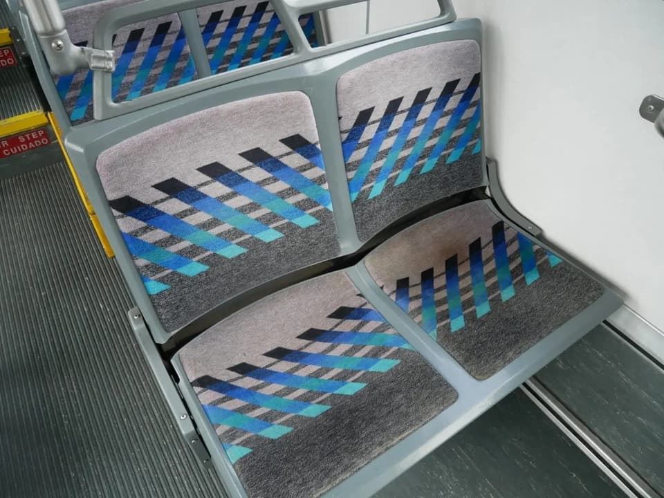 2011 Gillig Low Floor ADA Transit Bus - Thumbnail 9 2011 Gillig Low Floor ADA Transit Bus - Thumbnail 9