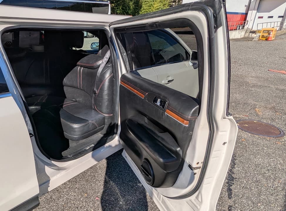 2013 Krystal MKT 120 Krystal Limousine - Thumbnail 14 2013 Krystal MKT 120 Krystal Limousine - Thumbnail 14