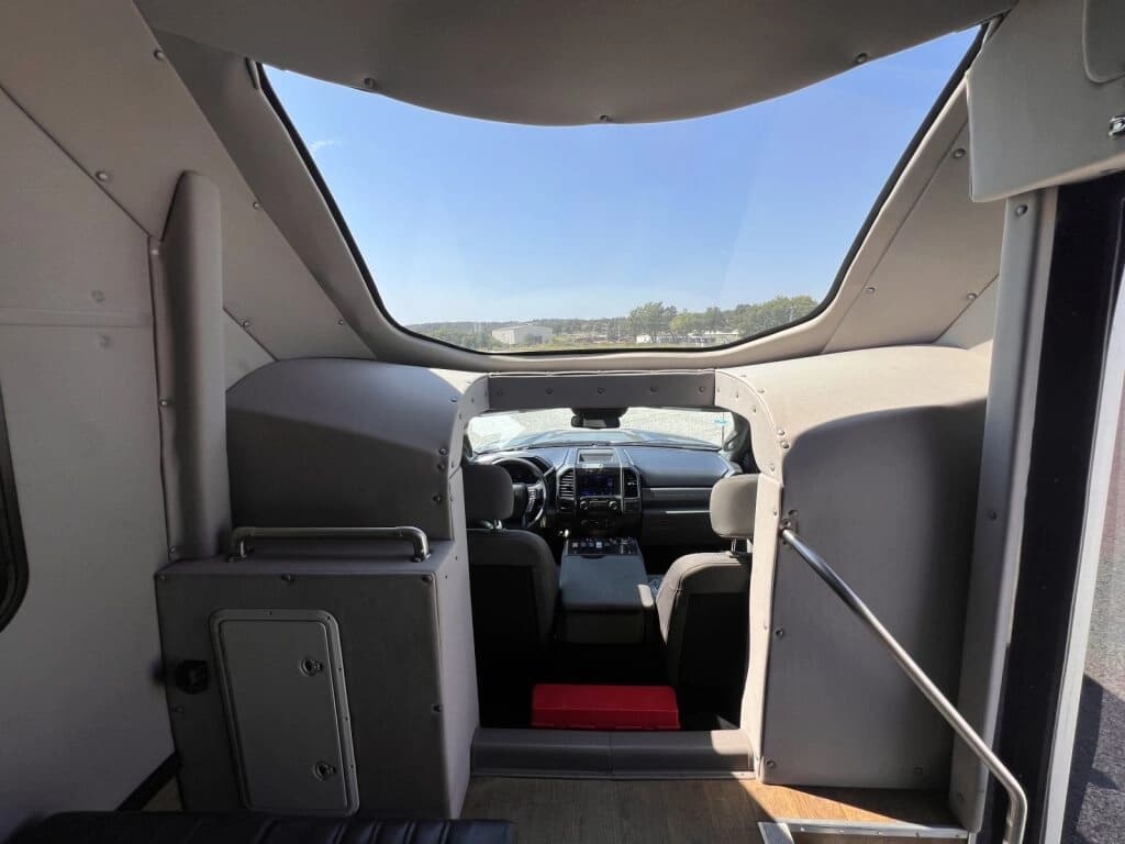 2022 Ford F550 Diamond VIP Shuttle Bus - Thumbnail 14 2022 Ford F550 Diamond VIP Shuttle Bus - Thumbnail 14