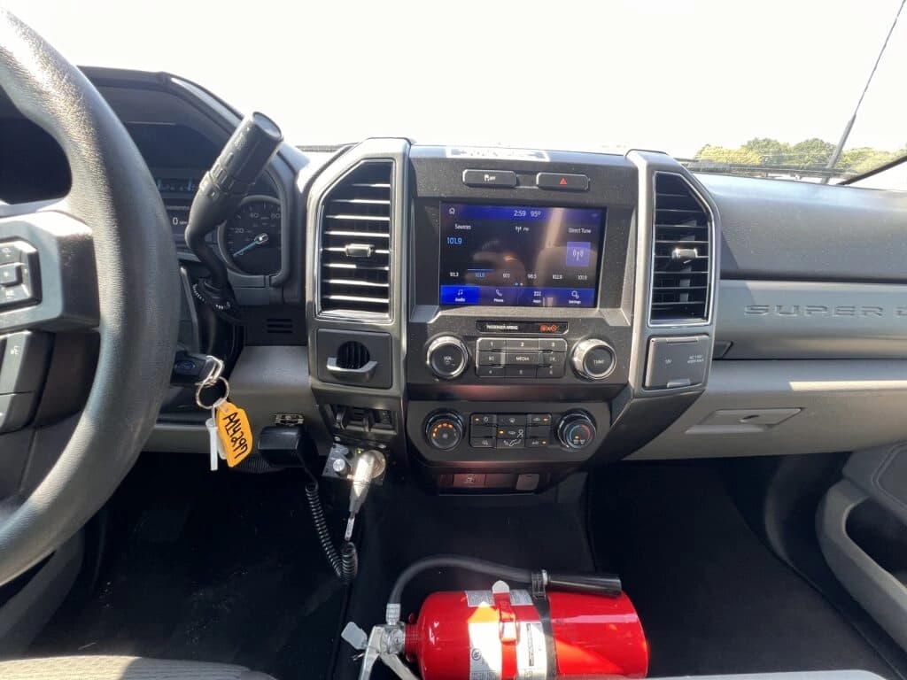 2022 Ford F550 Diamond VIP Shuttle Bus - Thumbnail 4 2022 Ford F550 Diamond VIP Shuttle Bus - Thumbnail 4