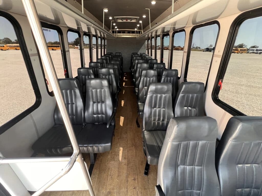 2022 Ford F550 Diamond VIP Shuttle Bus - Thumbnail 9 2022 Ford F550 Diamond VIP Shuttle Bus - Thumbnail 9