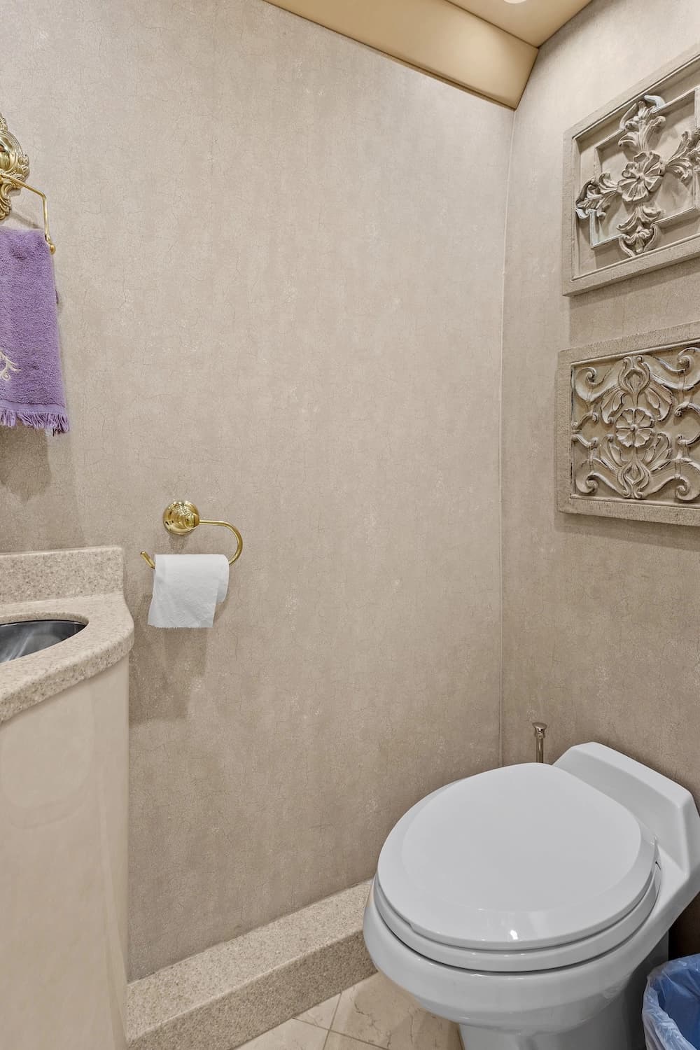 2003 Prevost XLII Motorcoach - Thumbnail 25 2003 Prevost XLII Motorcoach - Thumbnail 25