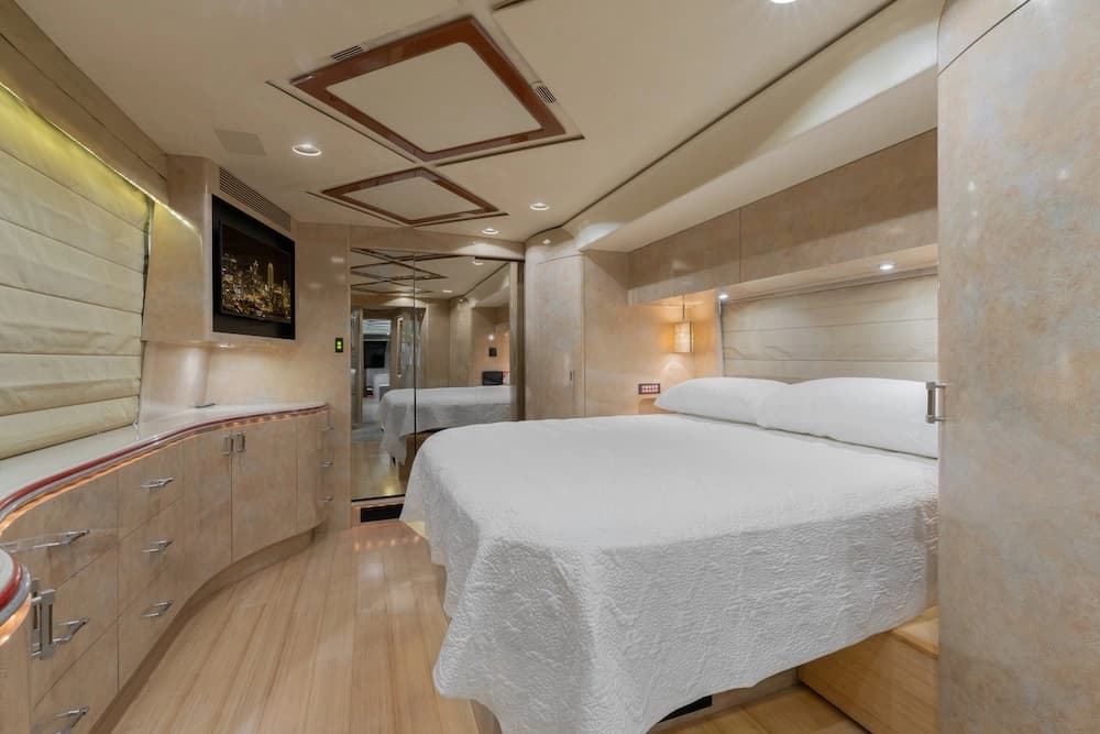 2009 Prevost Marathon H3-45 Motorcoach - Thumbnail 23 2009 Prevost Marathon H3-45 Motorcoach - Thumbnail 23