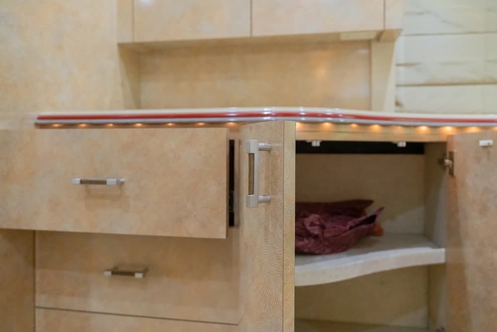 2009 Prevost Marathon H3-45 Motorcoach - Thumbnail 44 2009 Prevost Marathon H3-45 Motorcoach - Thumbnail 44