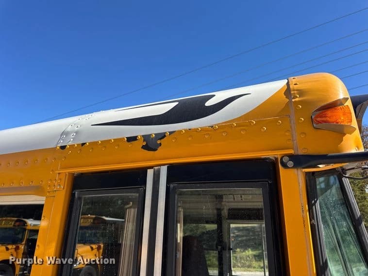 2013 Blue Bird Vision school bus School Bus - Thumbnail 21 2013 Blue Bird Vision school bus School Bus - Thumbnail 21