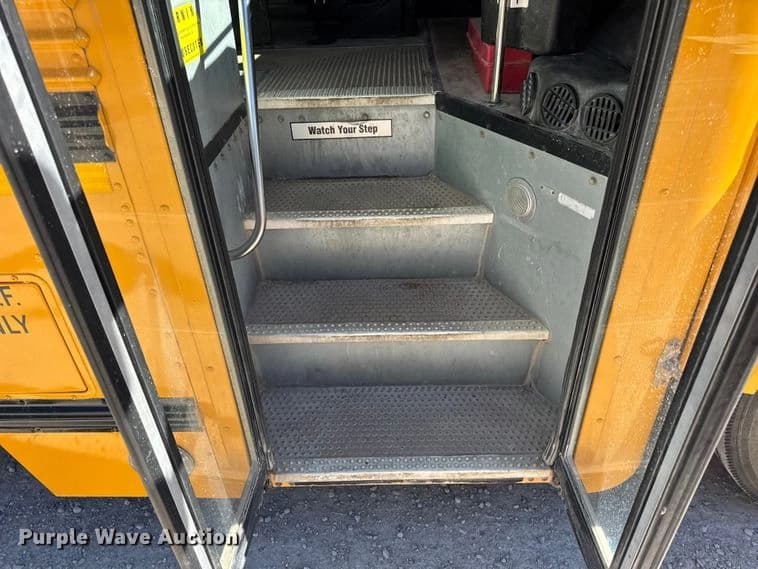 2013 Blue Bird Vision school bus School Bus - Thumbnail 28 2013 Blue Bird Vision school bus School Bus - Thumbnail 28