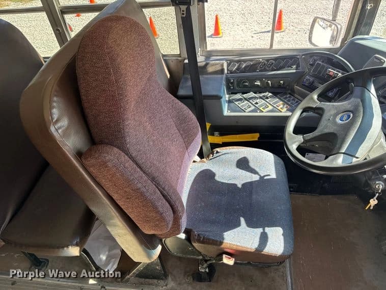 2013 Blue Bird Vision school bus School Bus - Thumbnail 30 2013 Blue Bird Vision school bus School Bus - Thumbnail 30