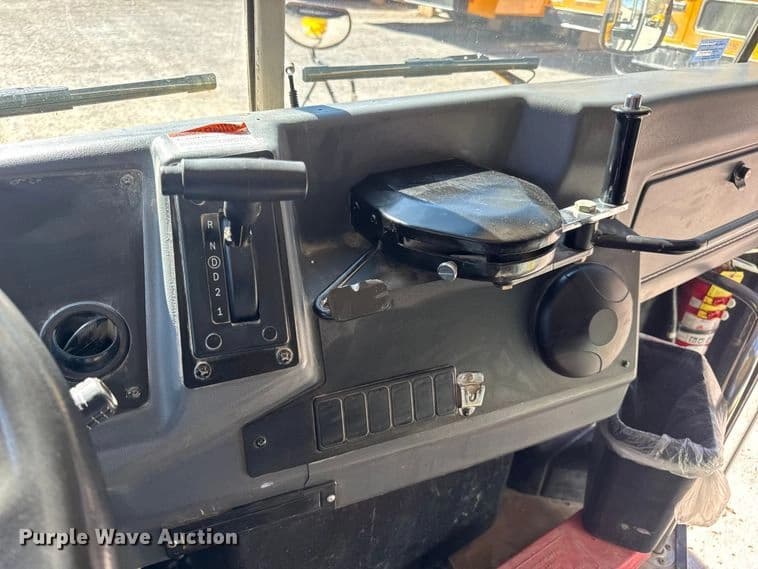 2013 Blue Bird Vision school bus School Bus - Thumbnail 37 2013 Blue Bird Vision school bus School Bus - Thumbnail 37