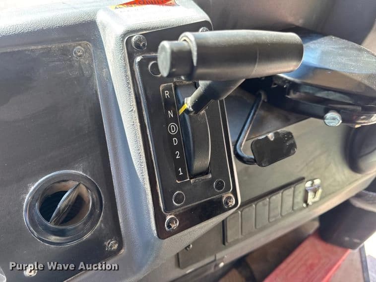 2013 Blue Bird Vision school bus School Bus - Thumbnail 38 2013 Blue Bird Vision school bus School Bus - Thumbnail 38