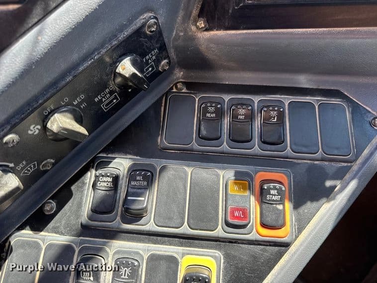 2013 Blue Bird Vision school bus School Bus - Thumbnail 43 2013 Blue Bird Vision school bus School Bus - Thumbnail 43