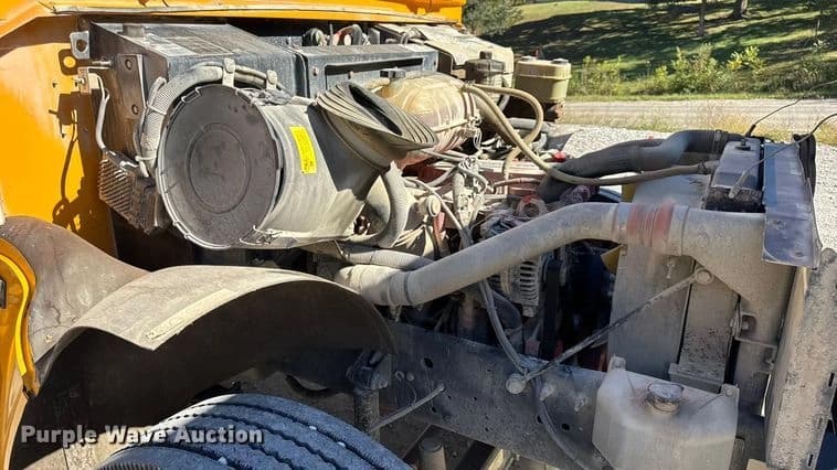 2013 Blue Bird Vision school bus School Bus - Thumbnail 68 2013 Blue Bird Vision school bus School Bus - Thumbnail 68