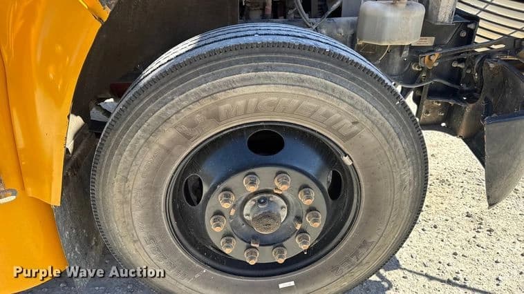 2013 Blue Bird Vision school bus School Bus - Thumbnail 82 2013 Blue Bird Vision school bus School Bus - Thumbnail 82