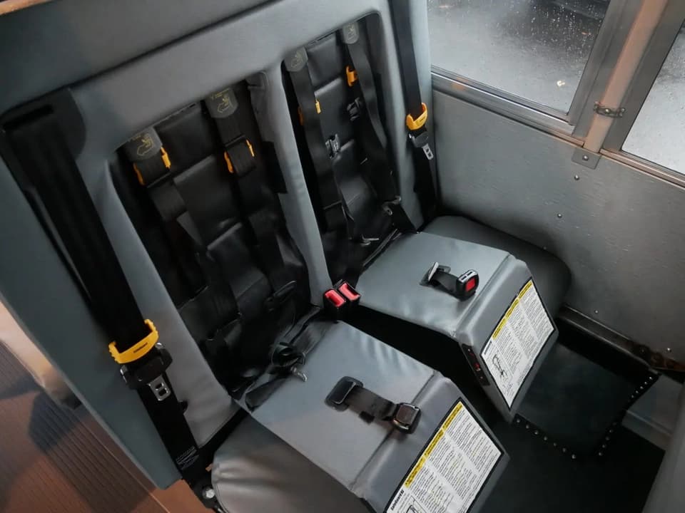 2015 Chevrolet Thomas School Bus - Thumbnail 10 2015 Chevrolet Thomas School Bus - Thumbnail 10