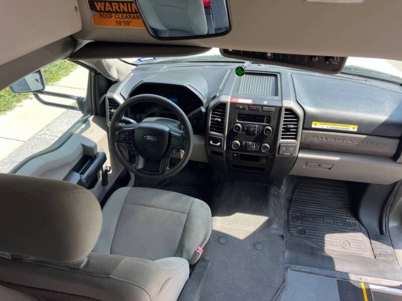 2018 Ford F550 Super Duty Shuttle Bus - Thumbnail 10 2018 Ford F550 Super Duty Shuttle Bus - Thumbnail 10