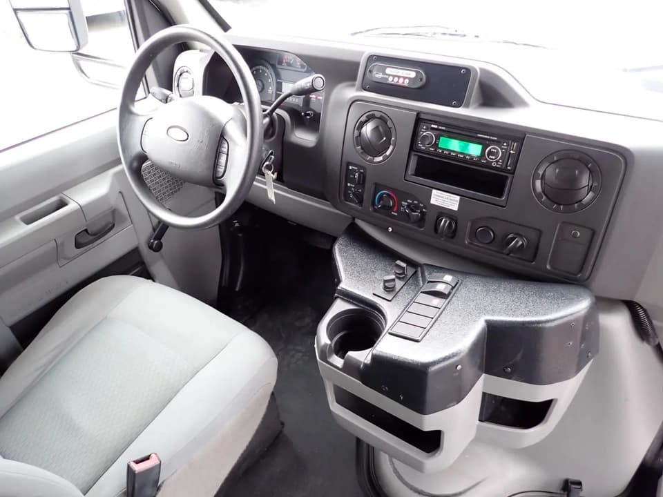 2016 Goshen Impulse ADA Shuttle Bus - Thumbnail 8 2016 Goshen Impulse ADA Shuttle Bus - Thumbnail 8