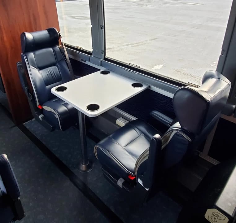 2015 Prevost X3-45 ADA Coach Bus - Thumbnail 12 2015 Prevost X3-45 ADA Coach Bus - Thumbnail 12