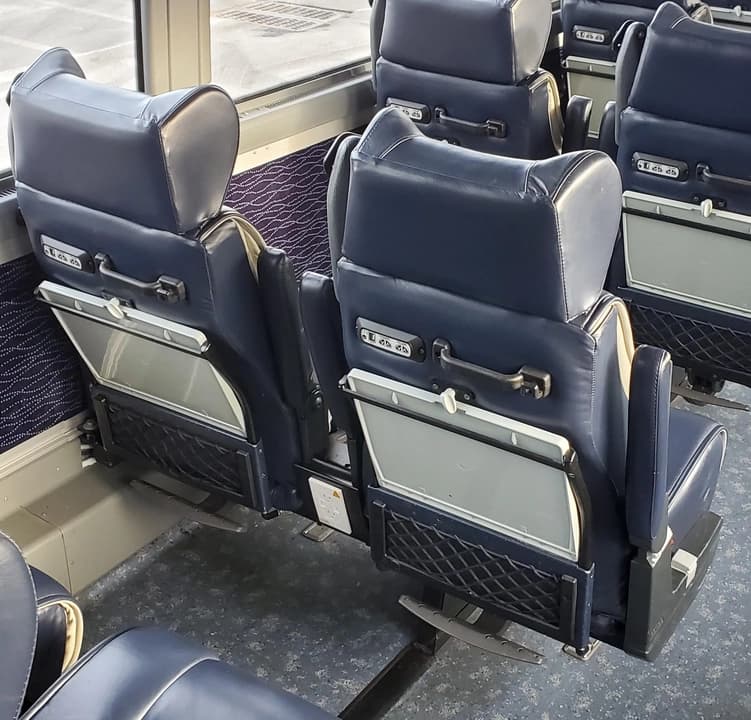 2015 Prevost X3-45 ADA Coach Bus - Thumbnail 14 2015 Prevost X3-45 ADA Coach Bus - Thumbnail 14