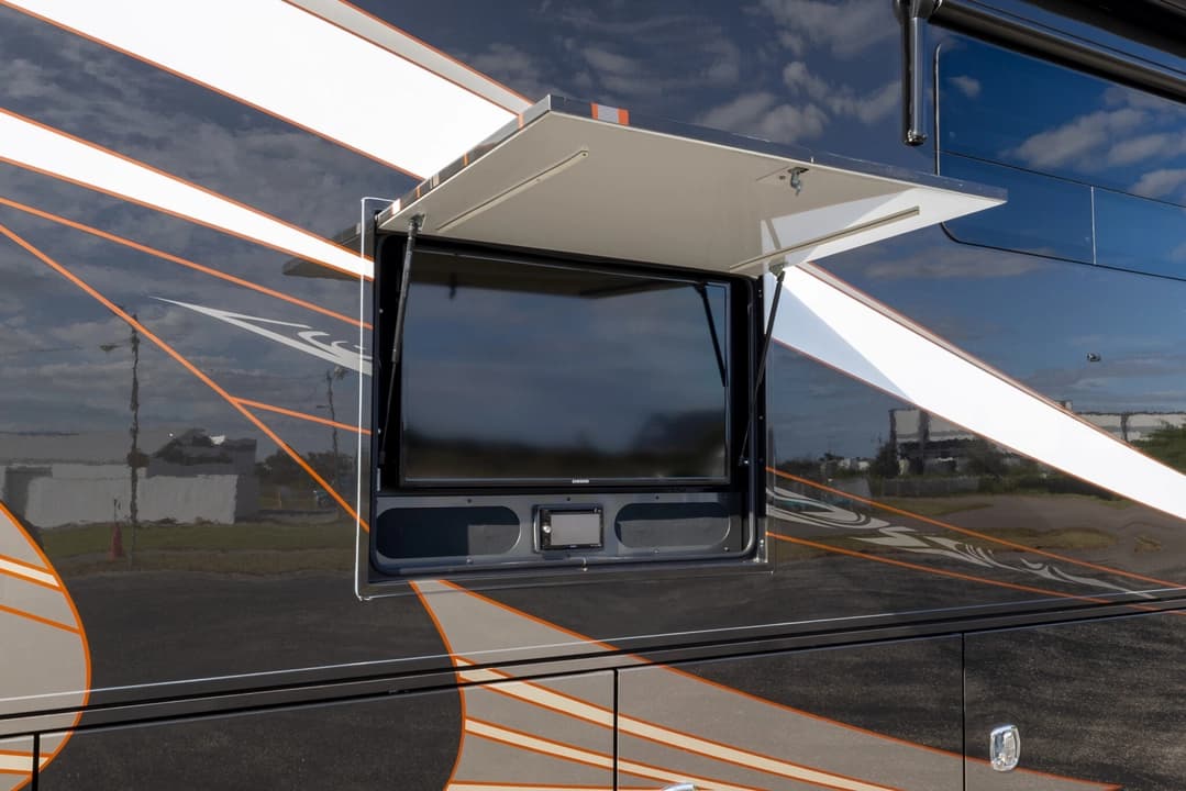 2015 Entegra Cornerstone 45B Motorhome - Thumbnail 40 2015 Entegra Cornerstone 45B Motorhome - Thumbnail 40