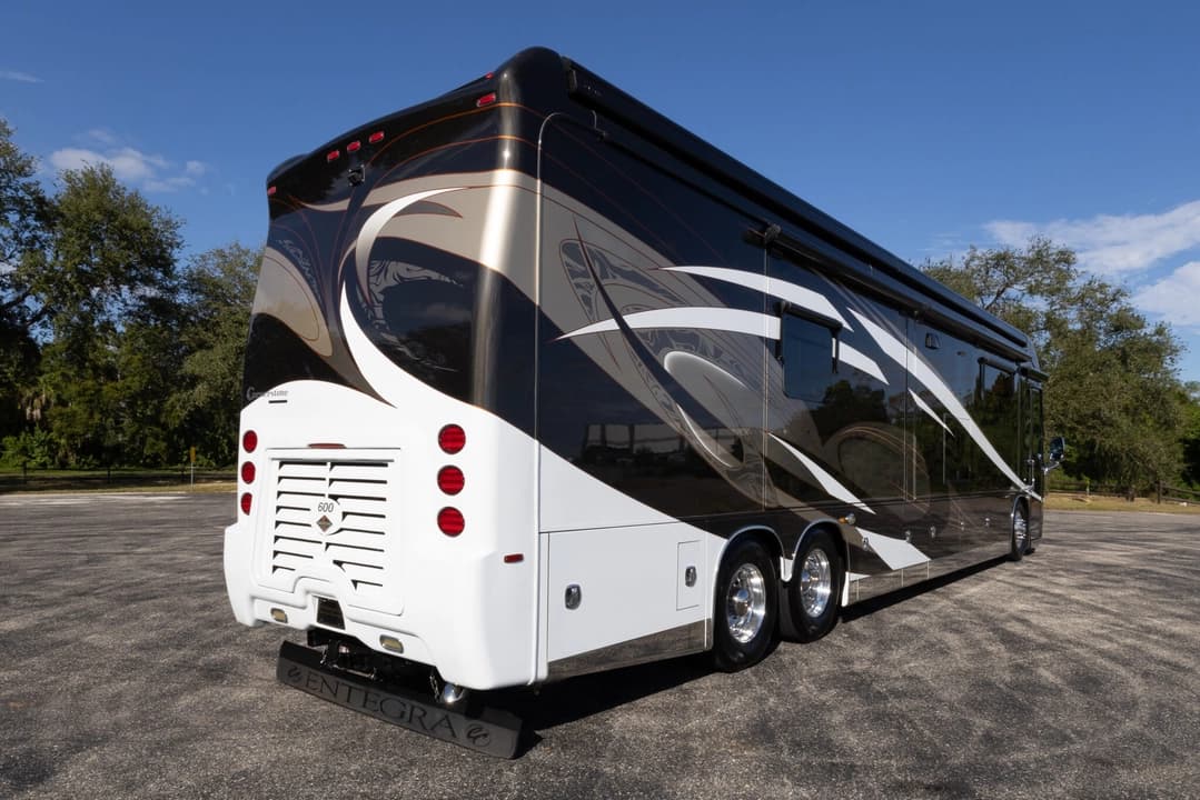 2015 Entegra Cornerstone 45B Motorhome - Thumbnail 5 2015 Entegra Cornerstone 45B Motorhome - Thumbnail 5